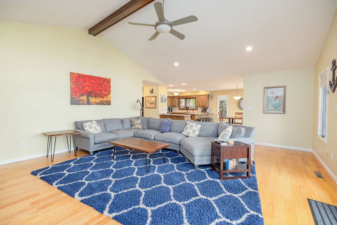 5 Mile Sunrise on Lake Gaston - Beautiful Main Lake Views