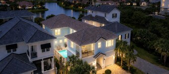 'Take A Break' - Pool home in Cinnamon Beach!
