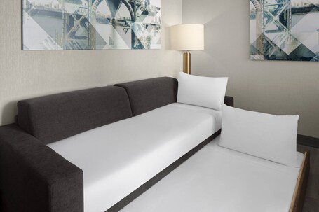 SpringHill Suites by Marriott East Rutherford Meadowlands Carlstadt - Image 27
