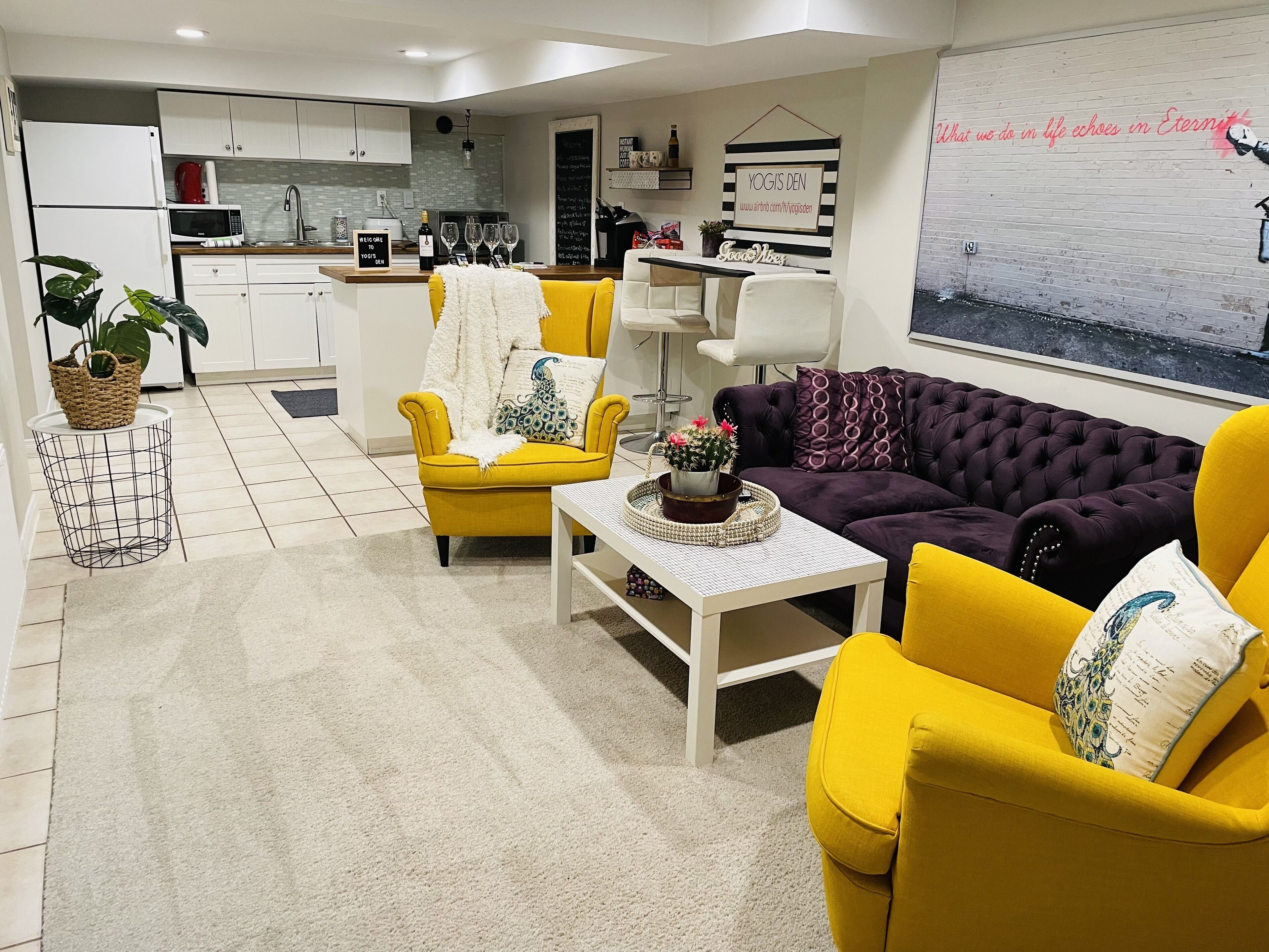 Located in beautiful Heritage District downtown St Catharines. <br>