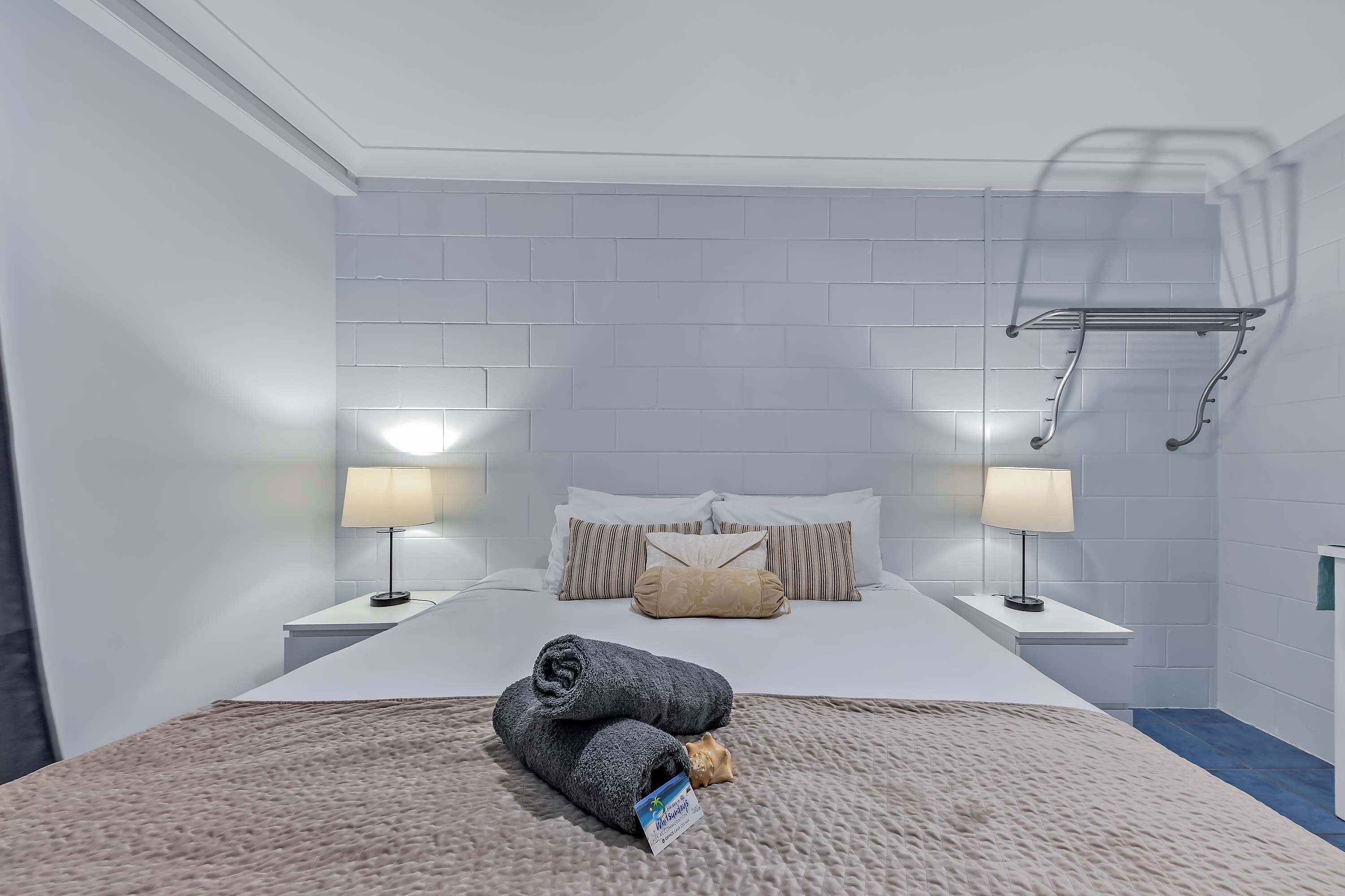 2 Schlafzimmer, Bügeleisen/Bügelbrett, Bettwäsche