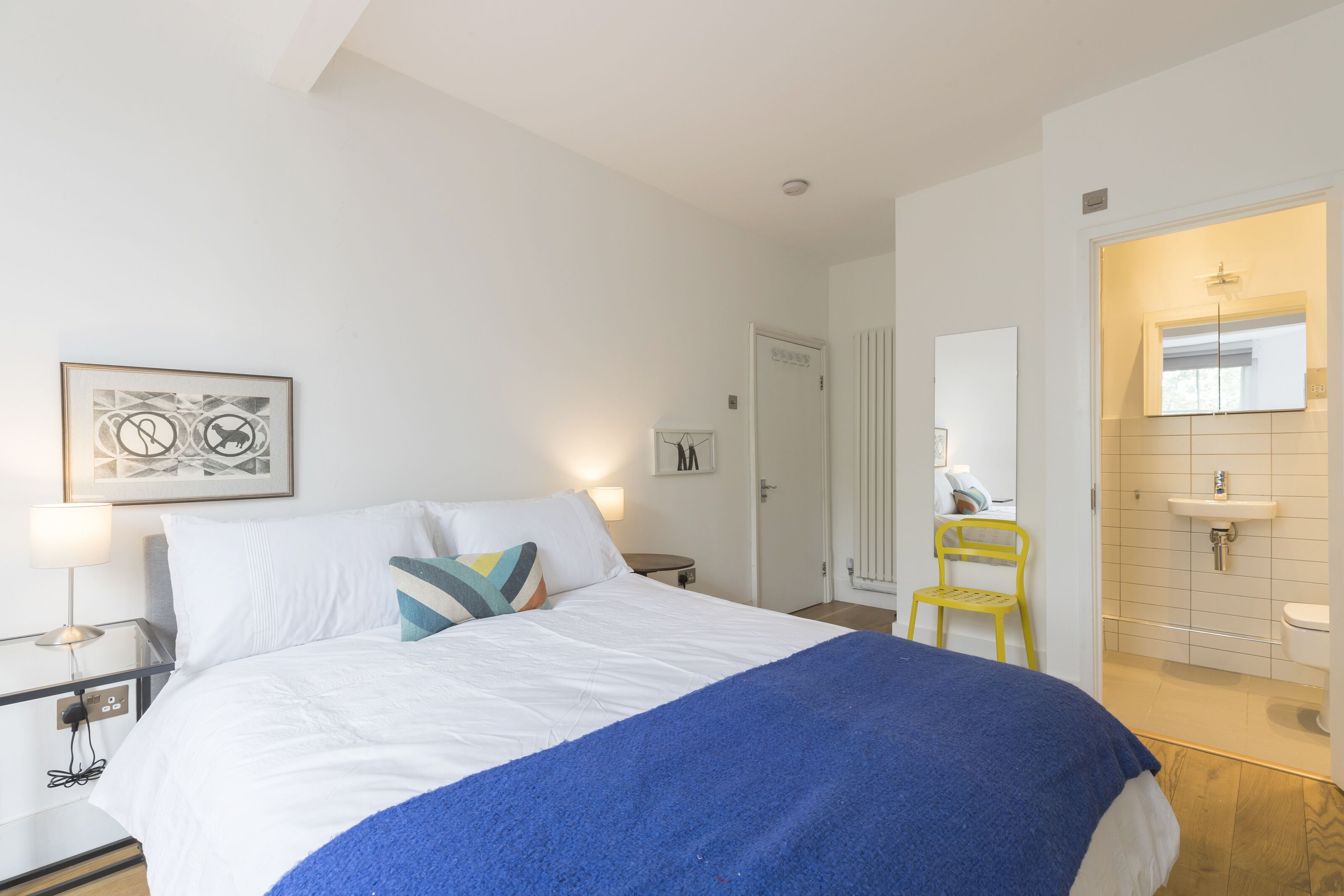 ALTIDO Smart 3 bed Flat in Islington, Close to Angel Tube