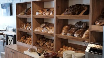 Frühstück, Mittagessen, Abendessen, internationale Küche