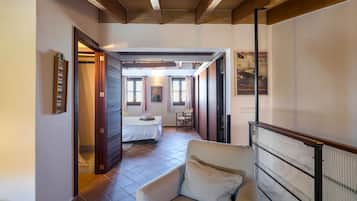 3 habitaciones, tabla de planchar con plancha y wifi gratis
