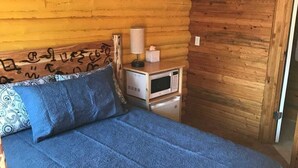 Room - Ashton Historic Log Cabins 6 (Ashton)