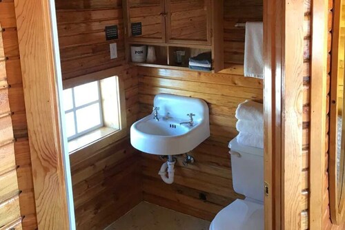 Ashton Historic Log Cabins 6