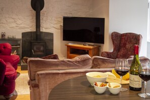 Lounge - The Lookout Keswick (Keswick)
