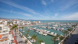 Marina/club náutico