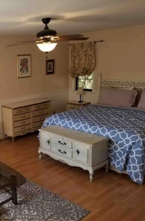 1 bedroom, iron/ironing board, travel crib, free WiFi