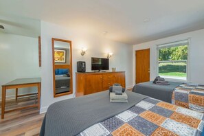 Standard-Doppelzimmer | Bügeleisen/Bügelbrett, WLAN, Bettwäsche
