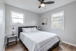 3 bedrooms, Internet