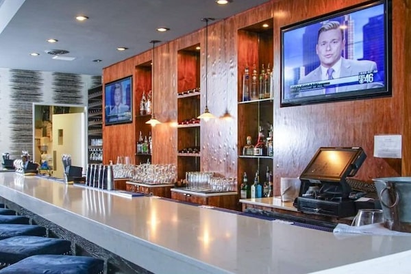 Bar (in der Unterkunft)