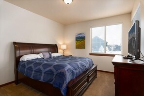 2 bedrooms, Internet, bed sheets