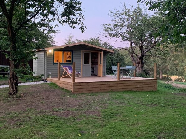 Comfort Suite, Private Bathroom (Cherry Lodge) | Garden