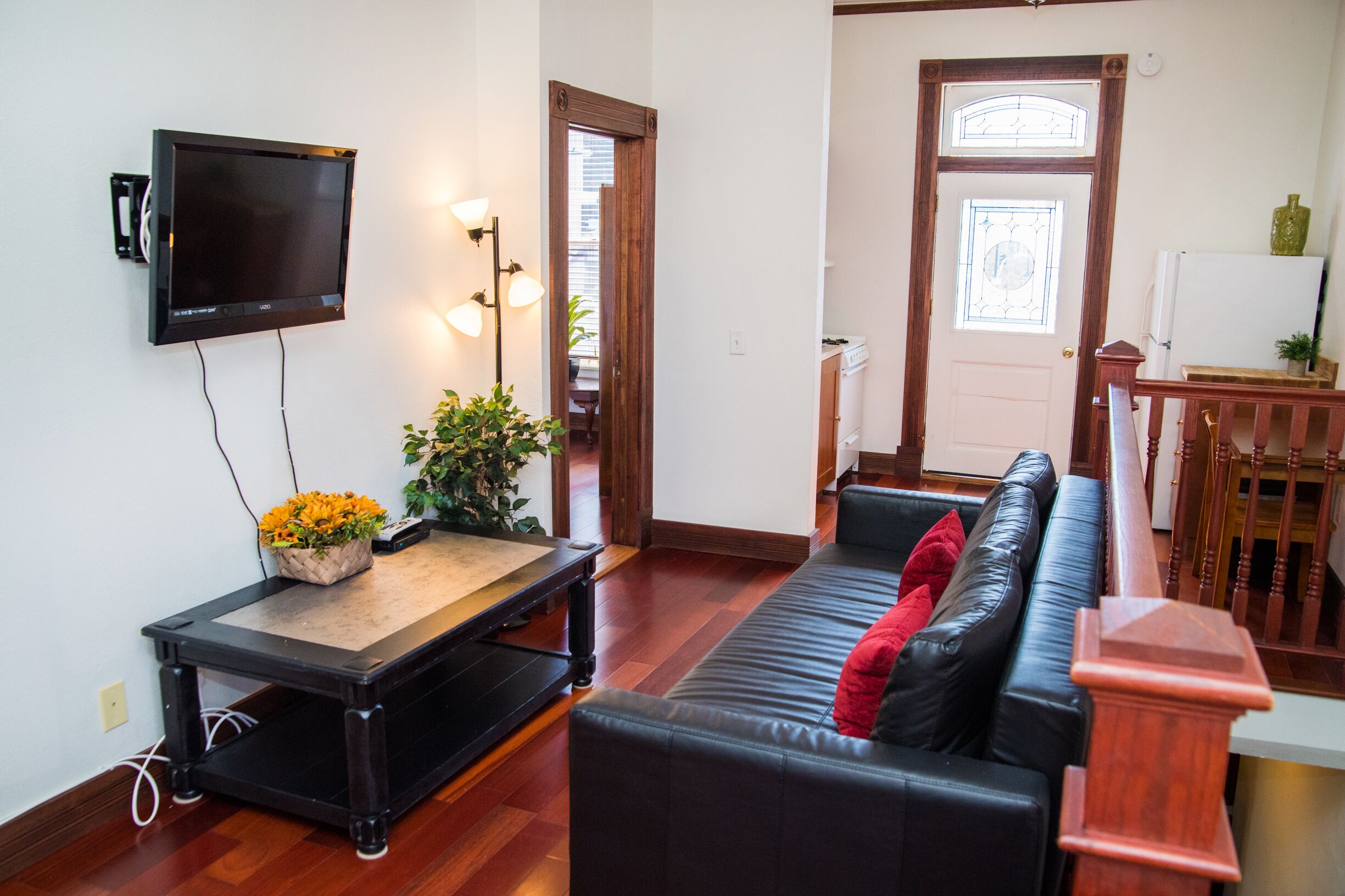 Downtown Historic Victorian Beauty!