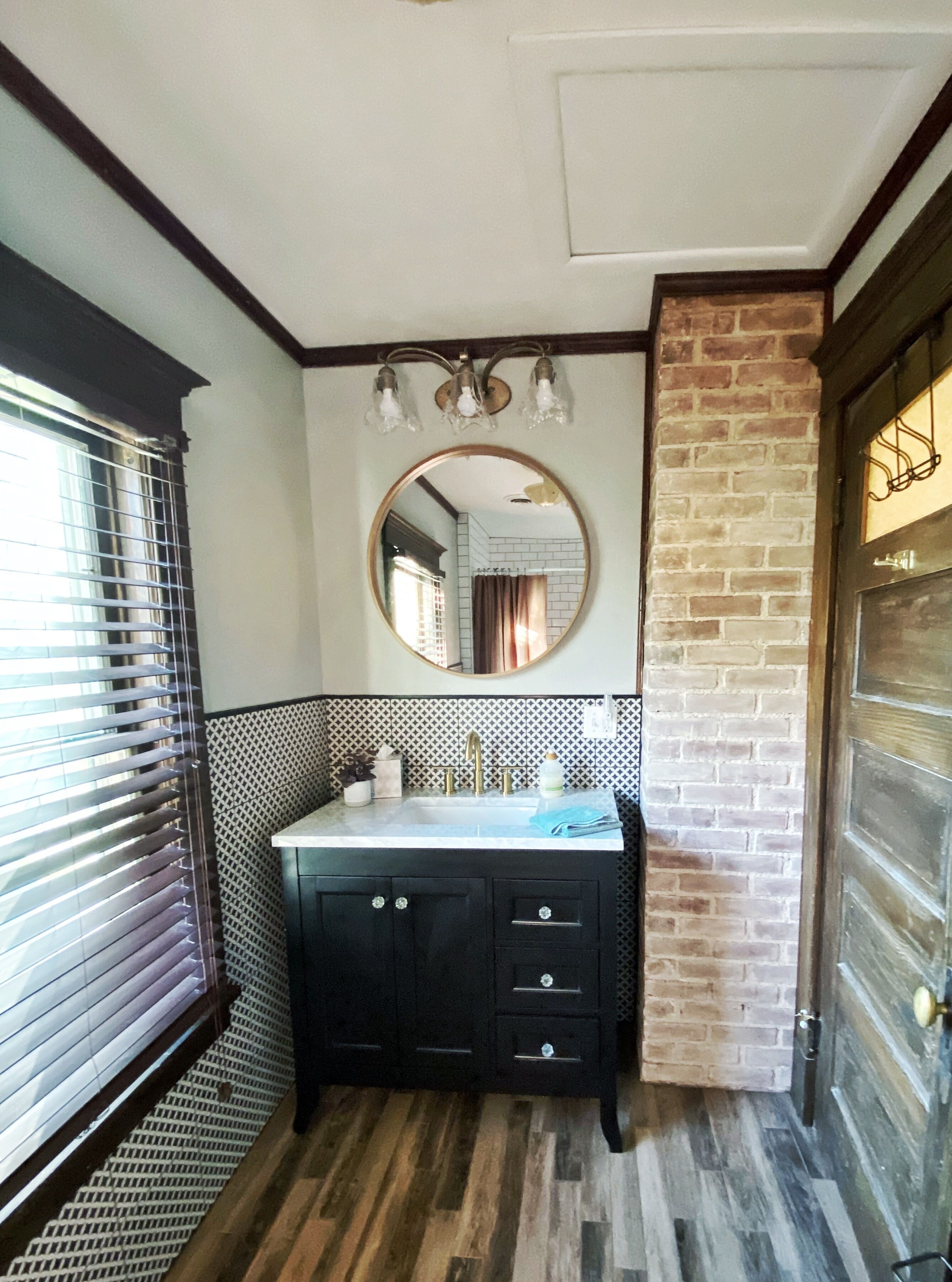 Newly remodeled 100+year old 3 bed 2 bath house with original wood work.