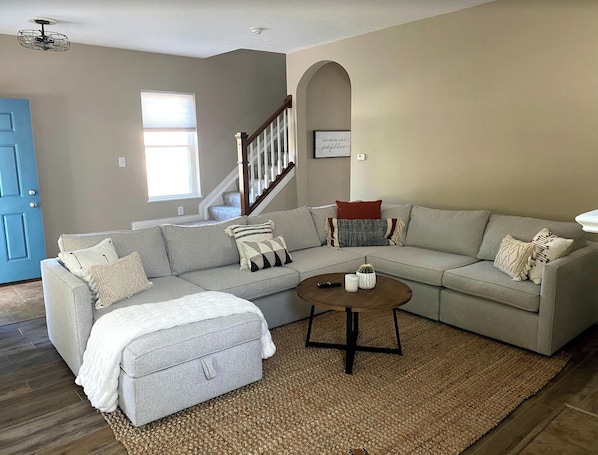 Smart TV, fireplace, offices