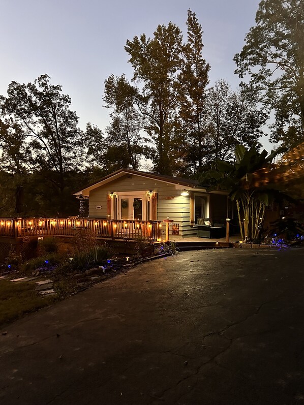 Exterior - House on Lake Malone 200ft waterfront No Cleaning/Pet fees Across from Marina (Lewisburg)