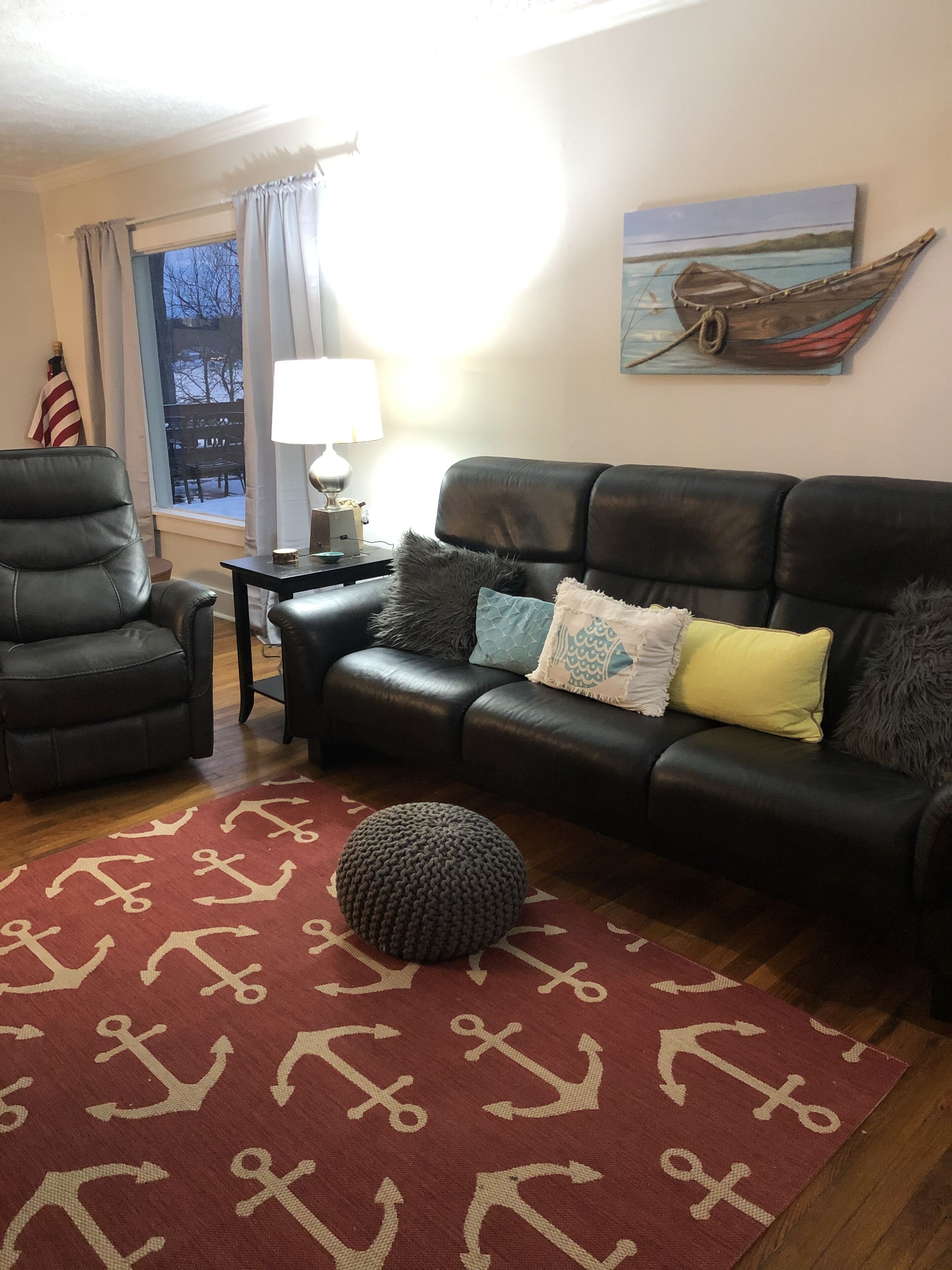 House on Lake Malone 200ft waterfront No Cleaning/Pet fees Across from Marina