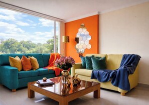 Smart-TV, DVD-Player, Stereoanlage