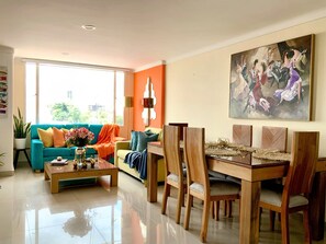 Dining - Luxe Penthouse • Mountain Views & Balcony • Zona T (Bogota)