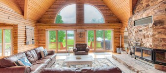 Log Cabin Living on Lake Anna - Warm side