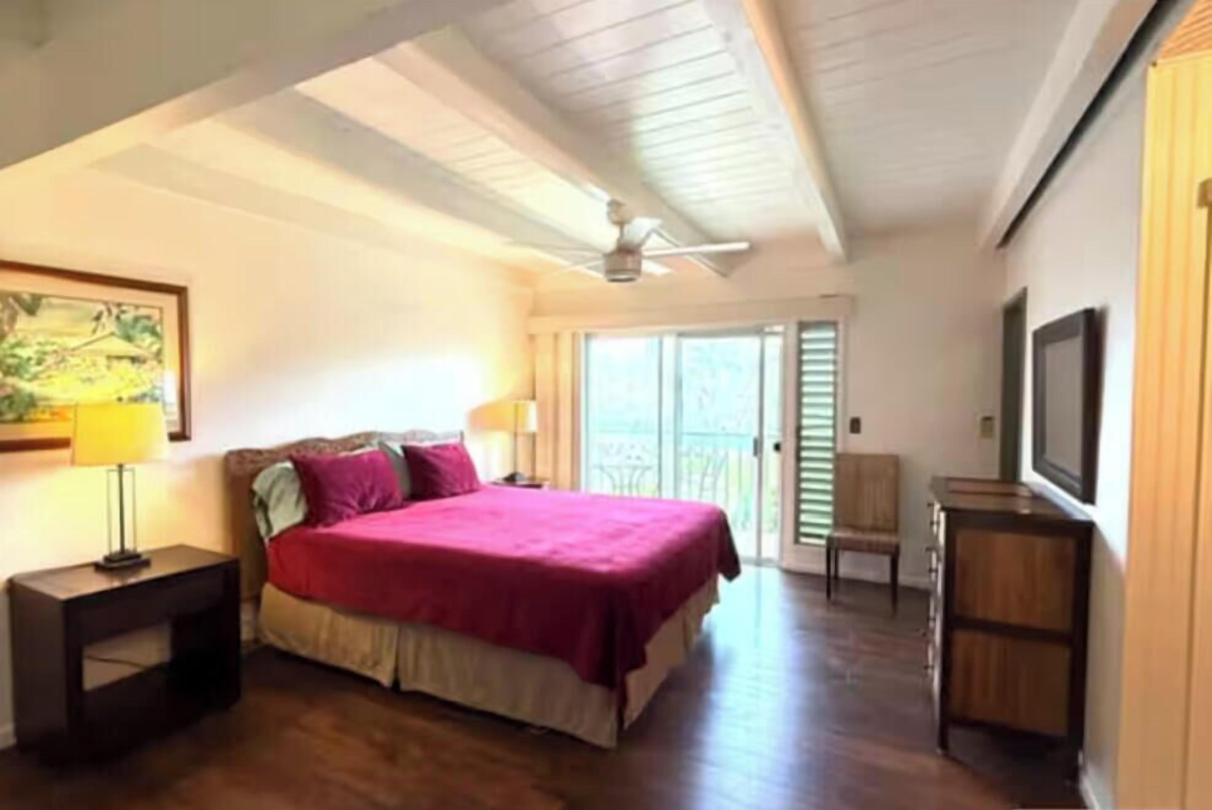 3 makuuhuonetta, vauvan matkasänky, ilmainen Wi-Fi, vuodevaatteet