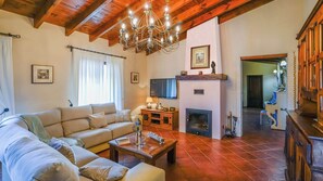 TV, fireplace, DVD player - Señorío del Olivar Mijas by Ruralidays (Málaga)