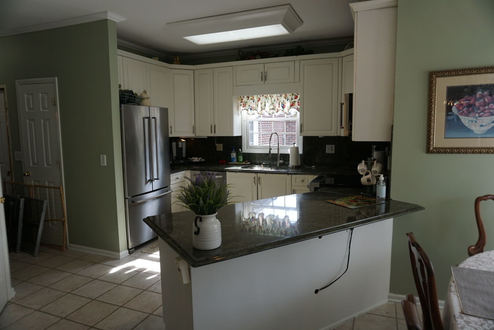 Large family home with all the bells and whistles!