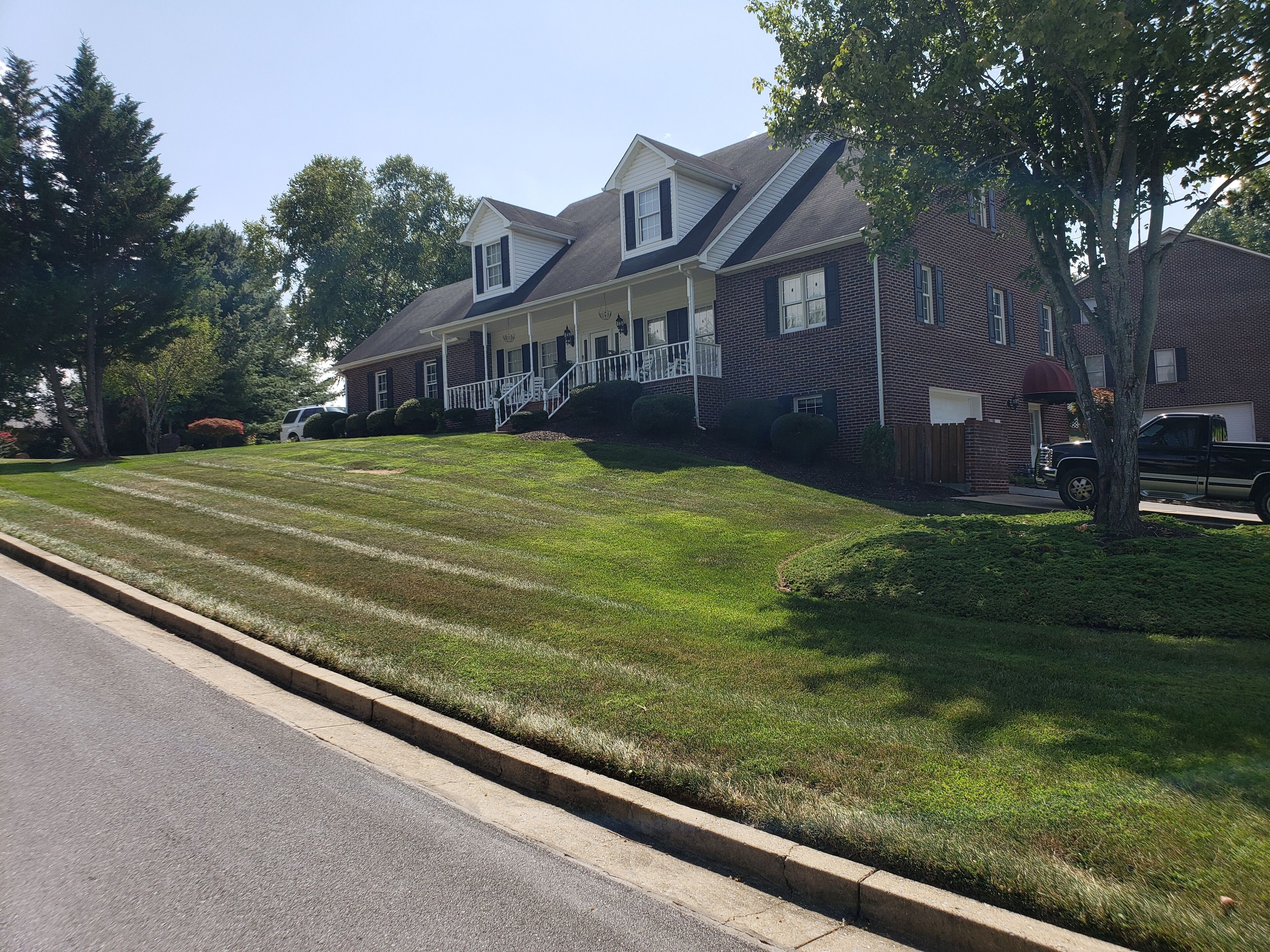 Large family home with all the bells and whistles!