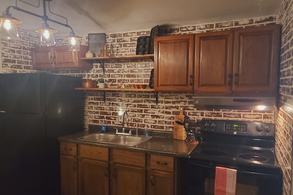 Frigorífic, microones, forn i placa de cuina