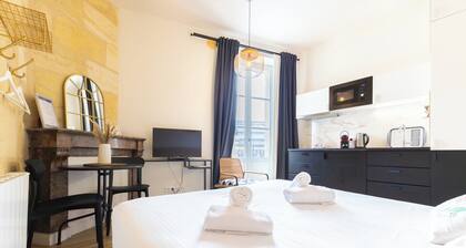 Charmant appartement pour 2 personnes joliment décoré vers la Gare St-Jean