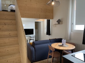 TV - Pleasant duplex for 4p recently renovated (Bordeaux)