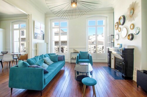 High quality flat for 6 in the heart of the historic centre