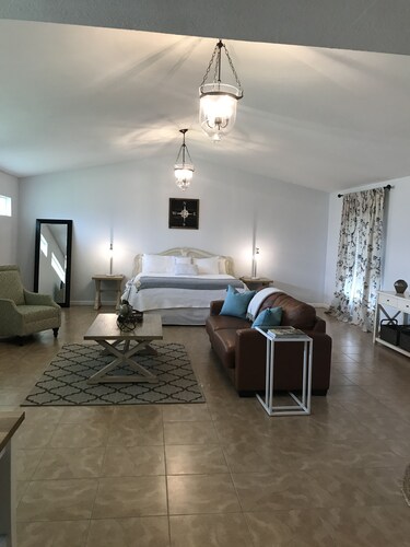 Wellington Guest Suite