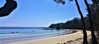 Ritchy at Manyana is a newly built, stylish open plan modern beach house