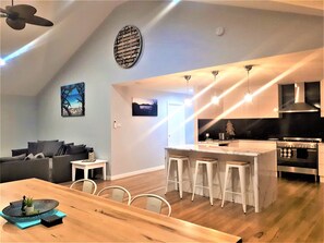 Interior - Ritchy at Manyana is a newly built, stylish open plan modern beach house (Manyana)