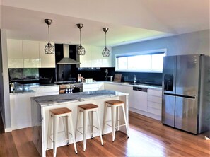 Fridge, microwave, oven, dishwasher
