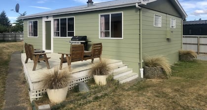 Mackenzie Cottage - 5 min walk town!