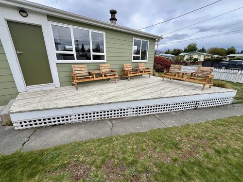 Mackenzie Cottage - Close to town!