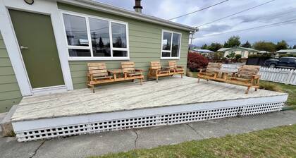 Mackenzie Cottage - Close to town!