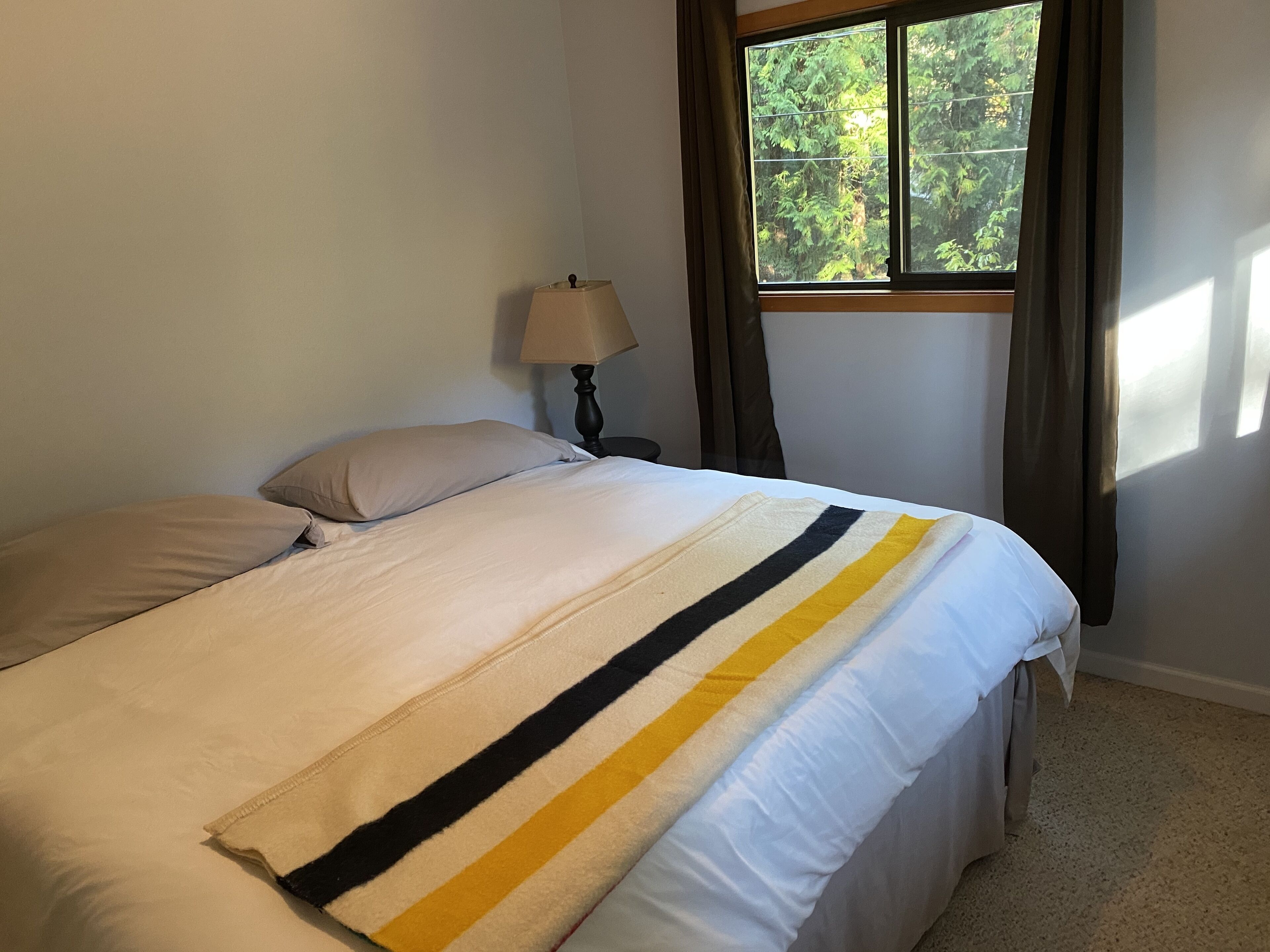 Quiet 2 Bedroom Suite (LUND) 