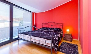 4 Schlafzimmer, Internetzugang, Bettwäsche