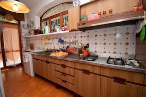 Classic-Villa | Eigene Küche | Großer Kühlschrank, Mikrowelle, Ofen, Herdplatte