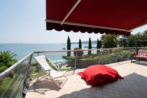 Terrace/patio - Villa Lydia (Padenghe sul Garda)