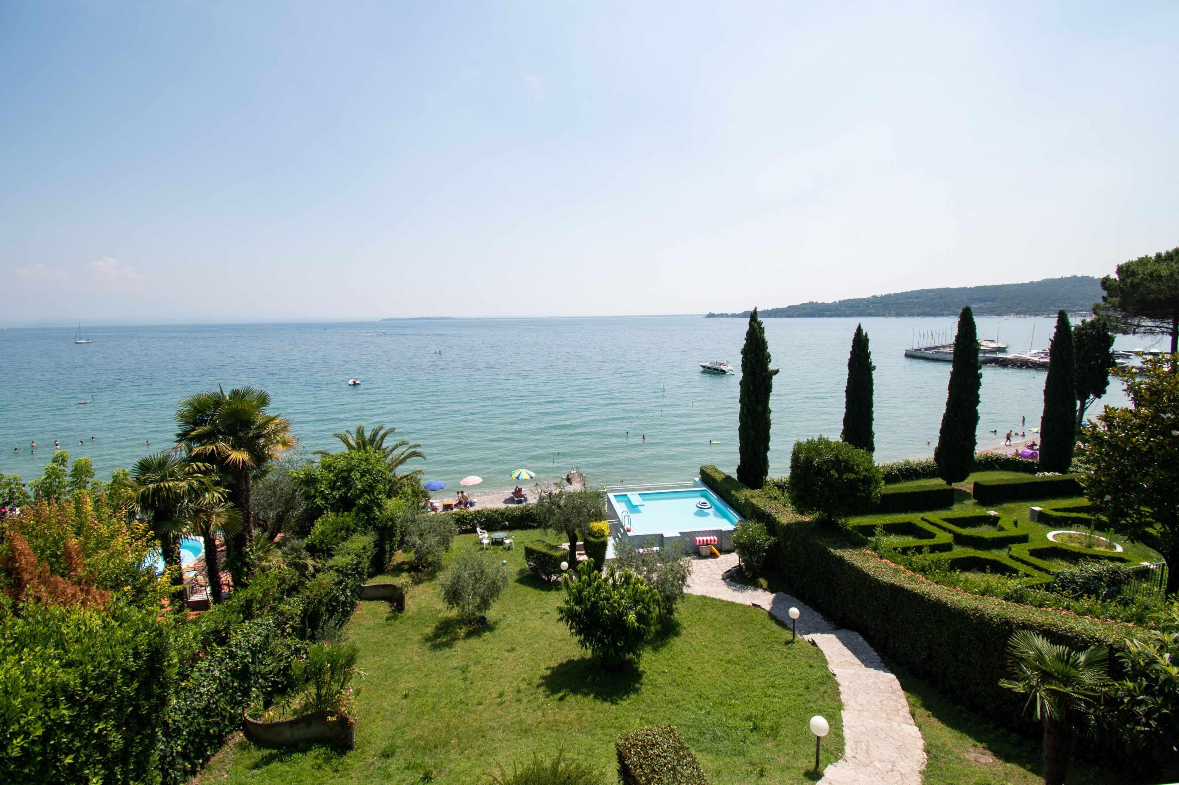Classic Villa | Lake view