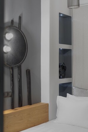 Interior detail - Acropolis Deluxe Apartment (Athens)