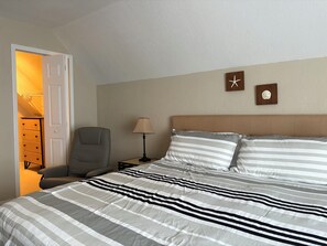 1 sovrum, skrivbord, strykjärn/strykbräda och gratis wi-fi