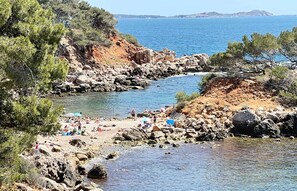 Beach nearby, sun loungers