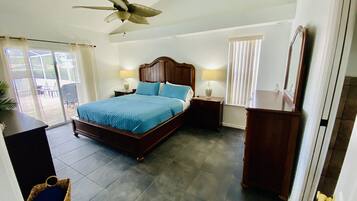 3 chambres, fer et planche à repasser, lit parapluie, Wi-Fi gratuit